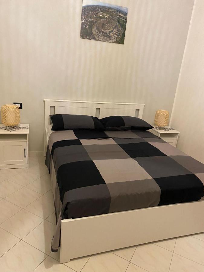 L'Oasi B&B ซานตา มาเรีย คาปัว เวเตเร ภายนอก รูปภาพ